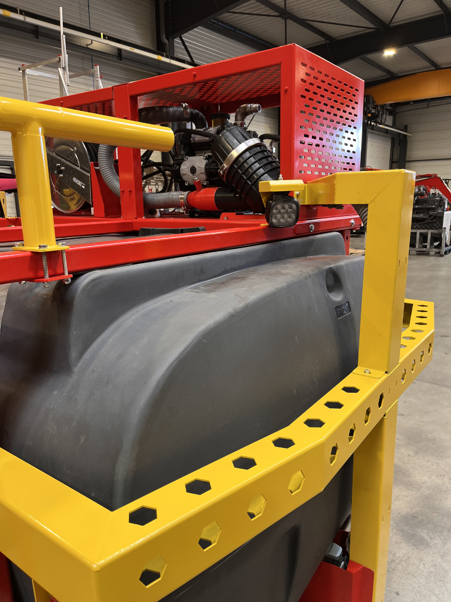 Kit-haute-pression-pompiers vue 3d blindage pelleteuse demolition
