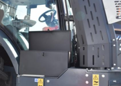 Caisse à outils intégrée au kit de protection